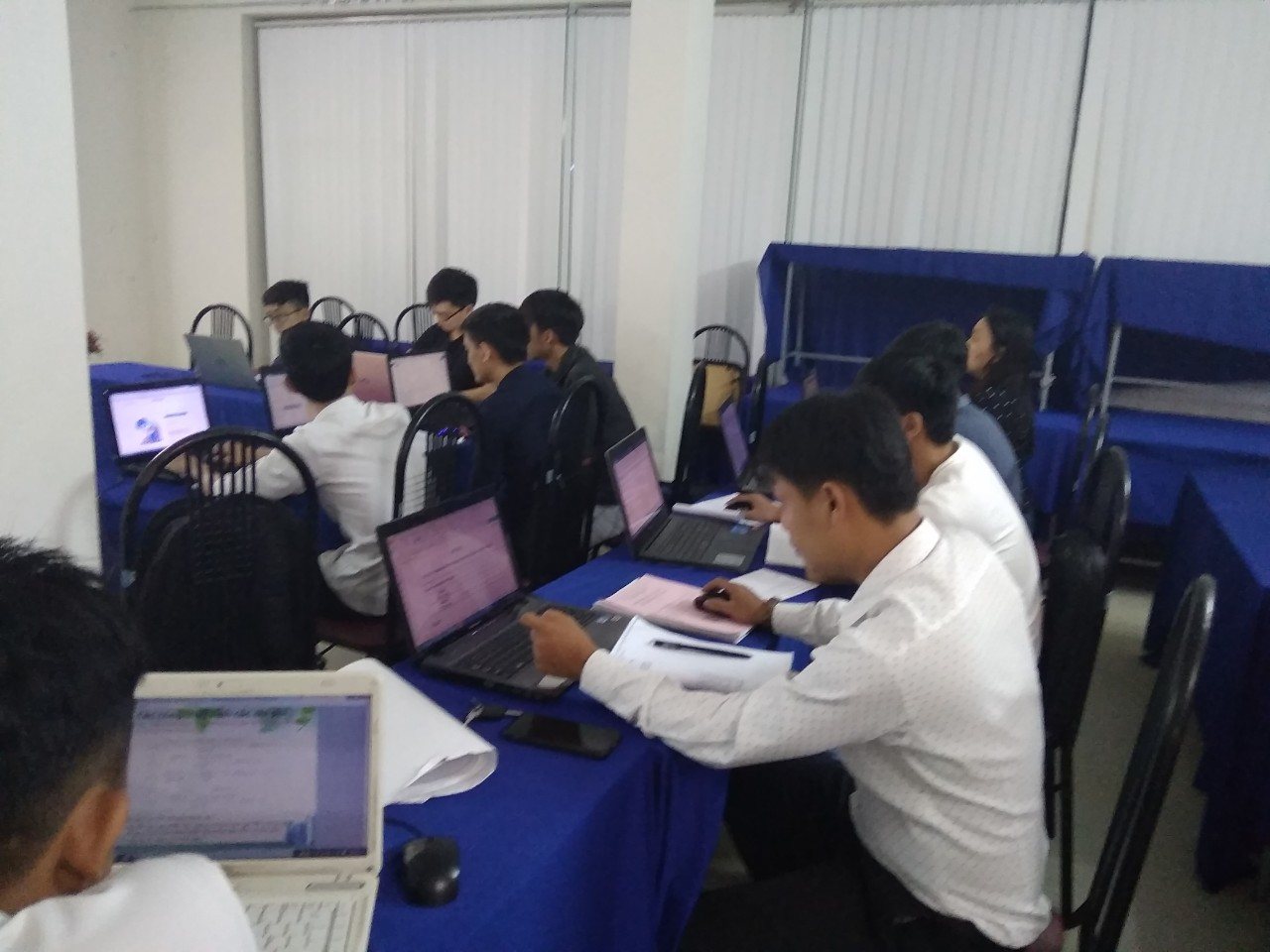Học viên thực hành nghiệp vụ xây dựng tại lớp đào tạo – Đà Nẵng, 2018
